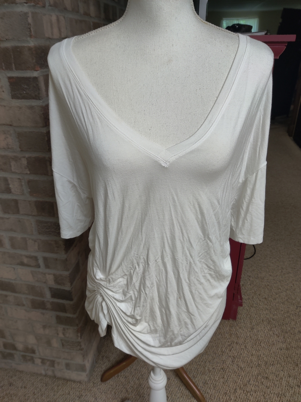 Express Off White V-Neck Short Sleeve Draped Tee, Dress Cover Up Large